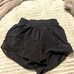 lululemon shorts 4”